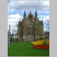 St Ninian's Cathedral, Perth, Scotland, photo by kilnburn on Wikipedia.jpg